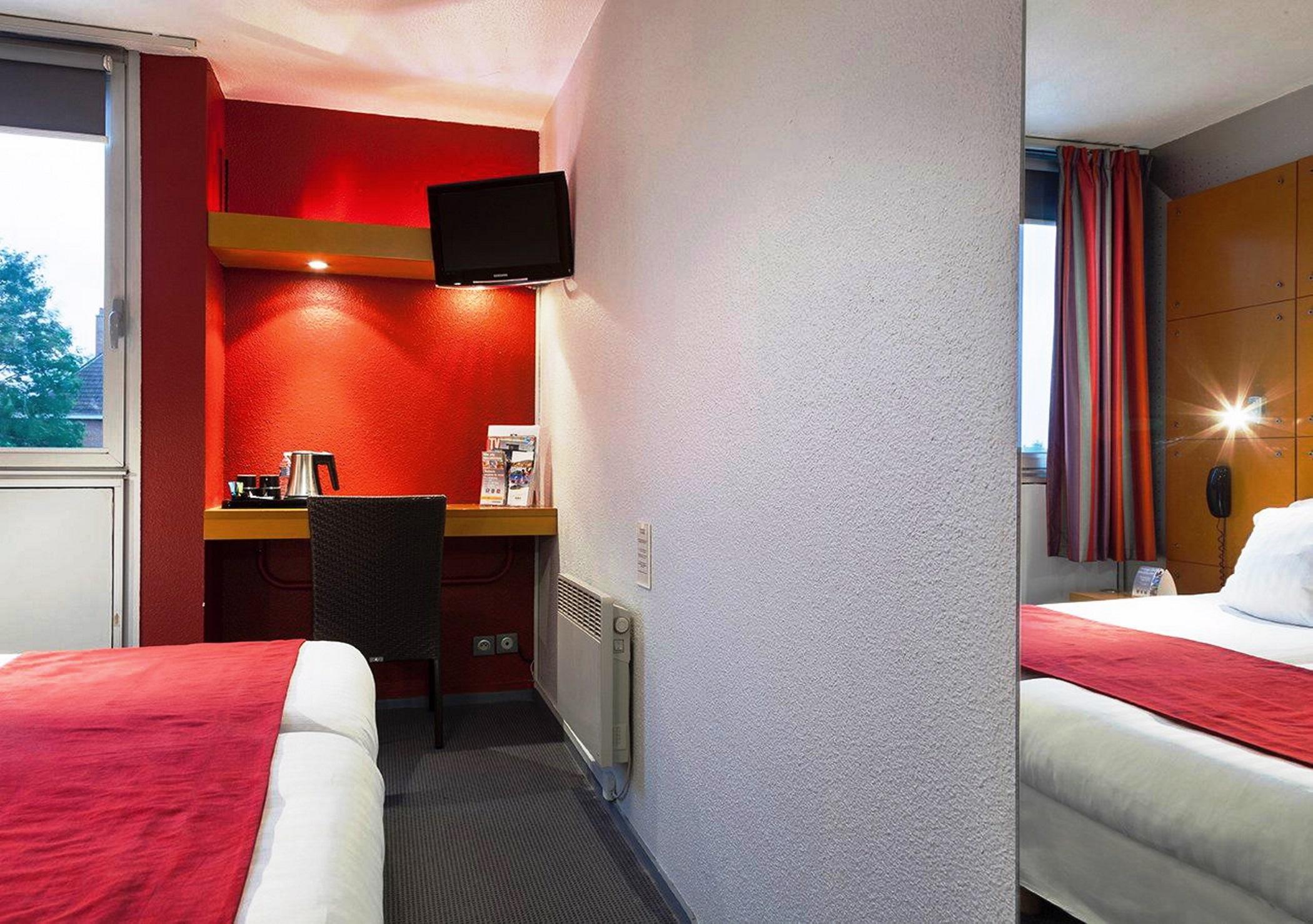 Comfort Hotel Lille L'Union Tourcoing Zewnętrze zdjęcie